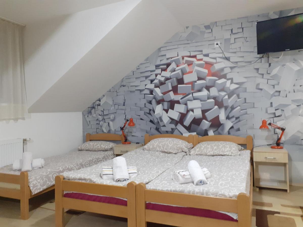 Nadja Apartment Нови Сад Екстериор снимка