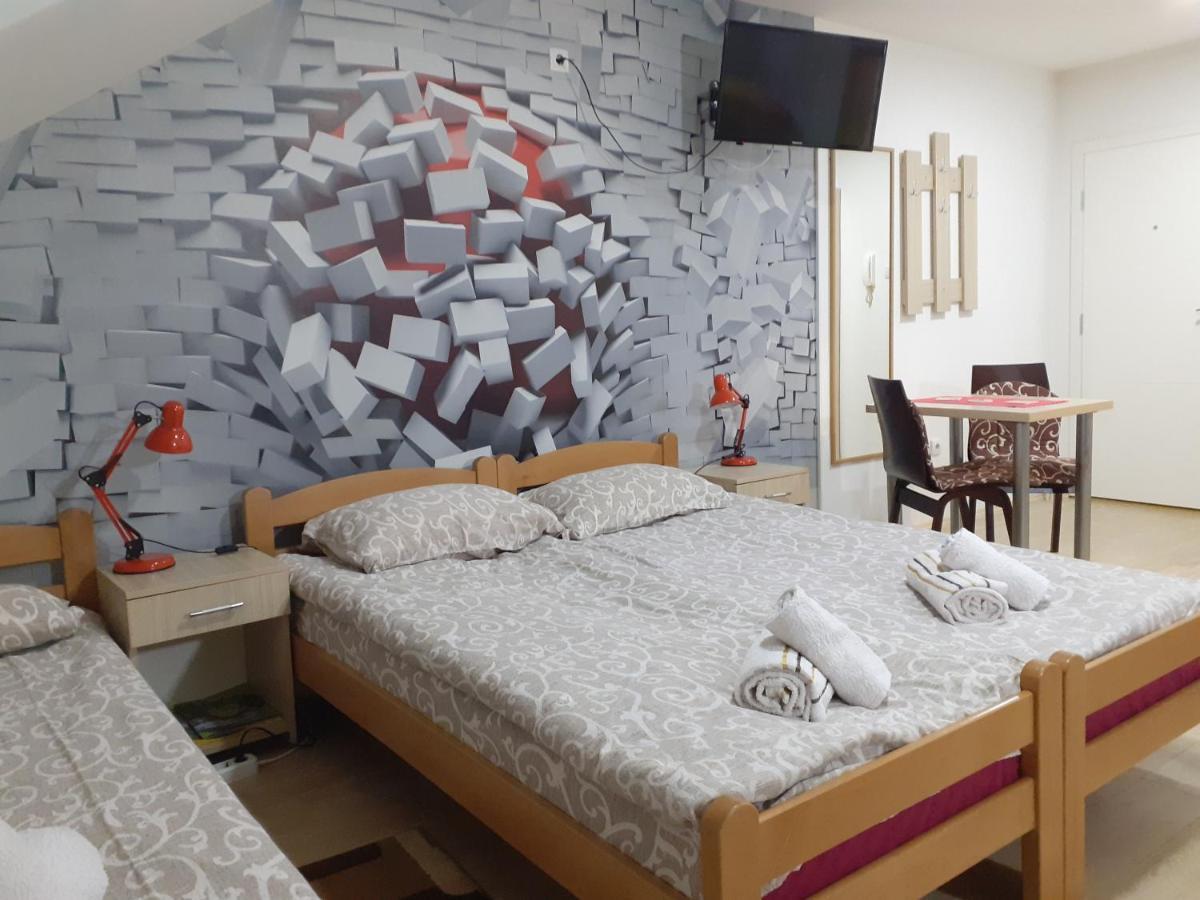 Nadja Apartment Нови Сад Екстериор снимка