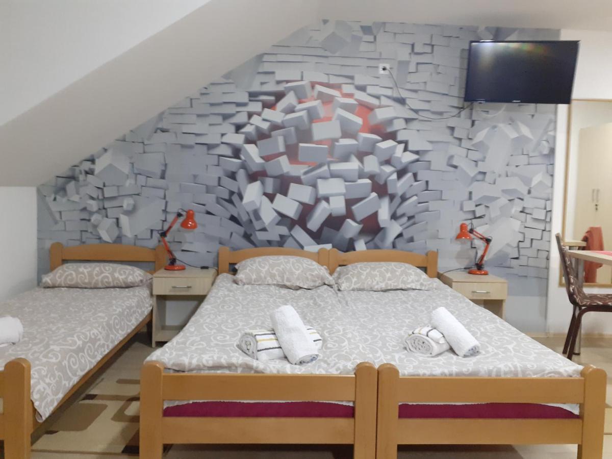 Nadja Apartment Нови Сад Екстериор снимка
