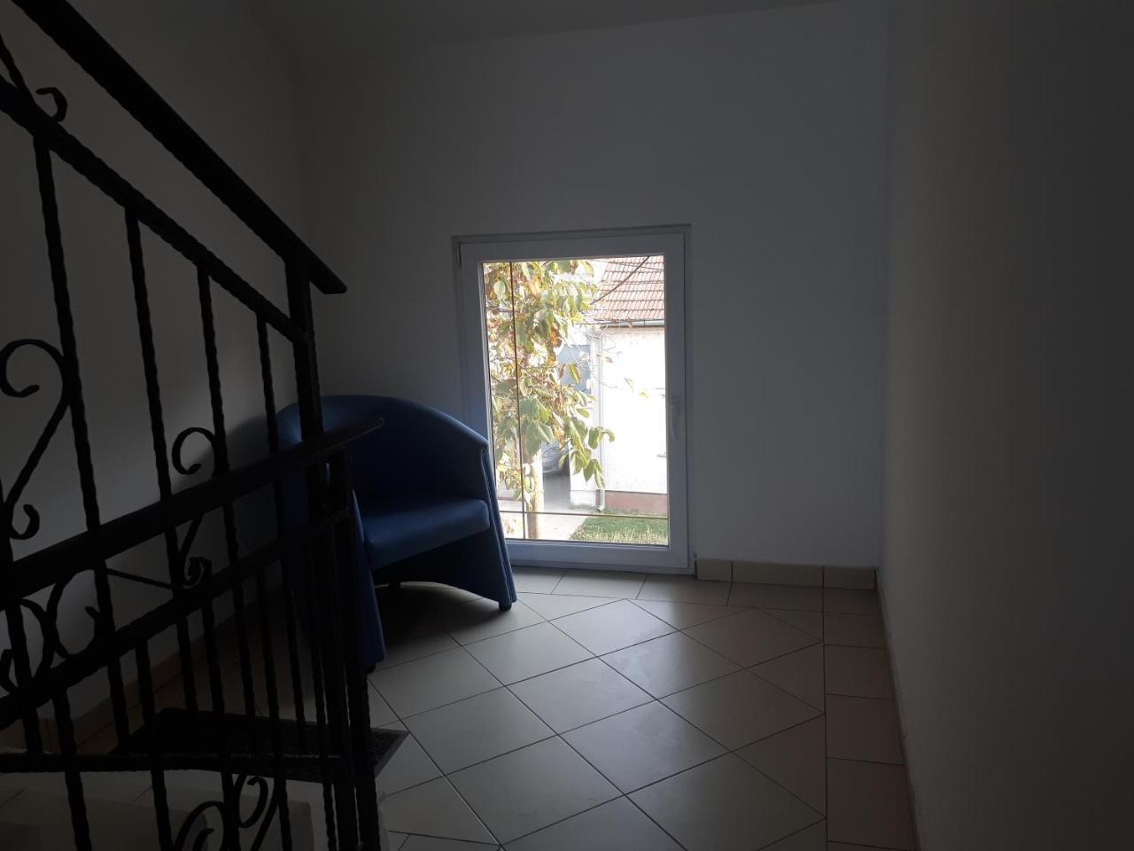 Nadja Apartment Нови Сад Екстериор снимка