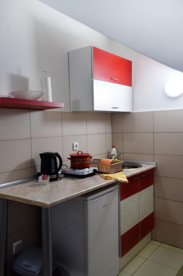 Nadja Apartment Нови Сад Екстериор снимка