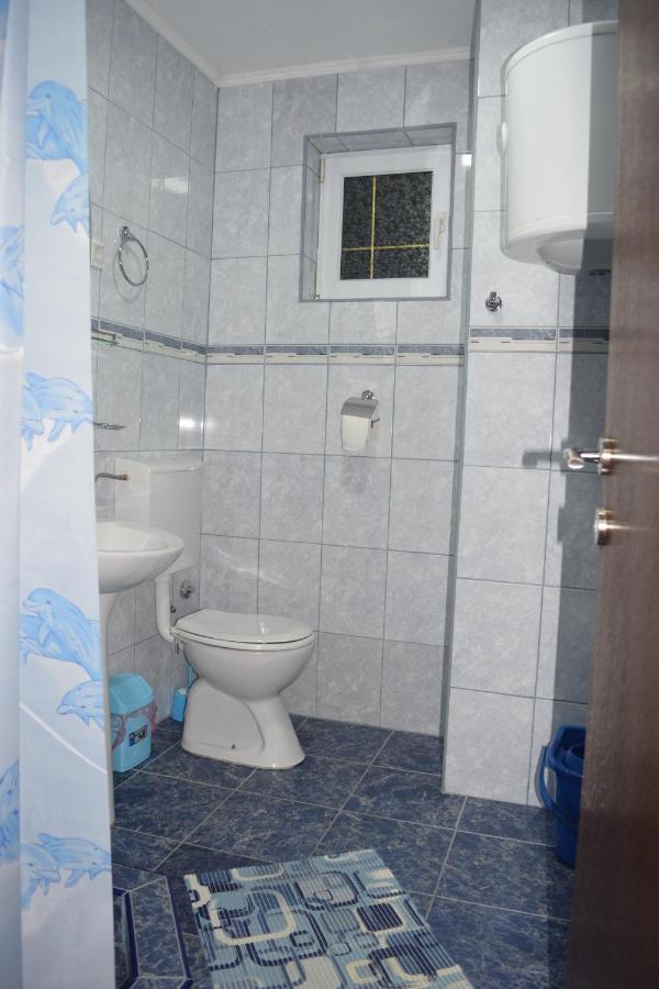 Nadja Apartment Нови Сад Екстериор снимка